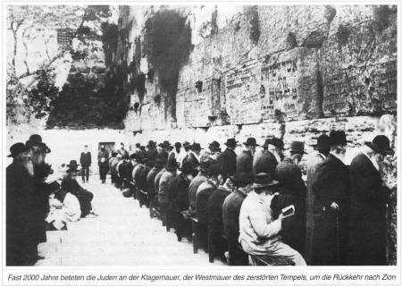 Juden beten an der Klagemauer